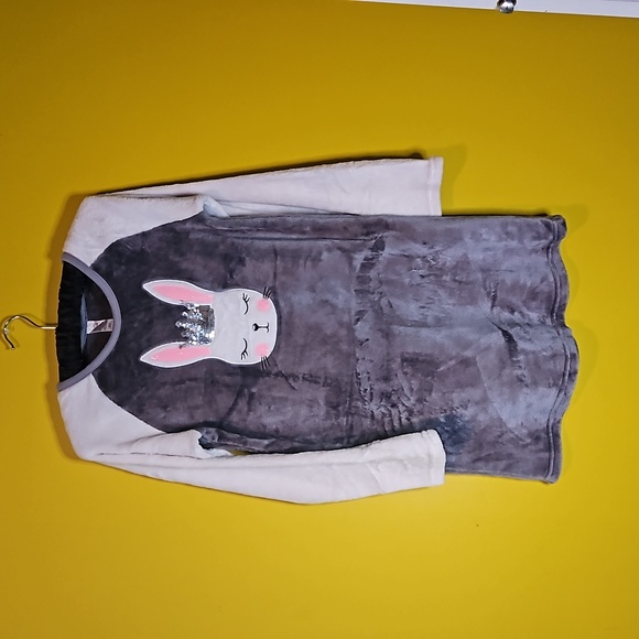 Girl's Pajamas - Picture 1 of 3